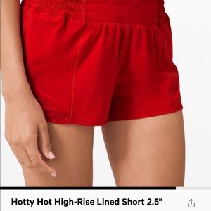 Lululemon Hotty hot shorts low rise 2.5 inseam